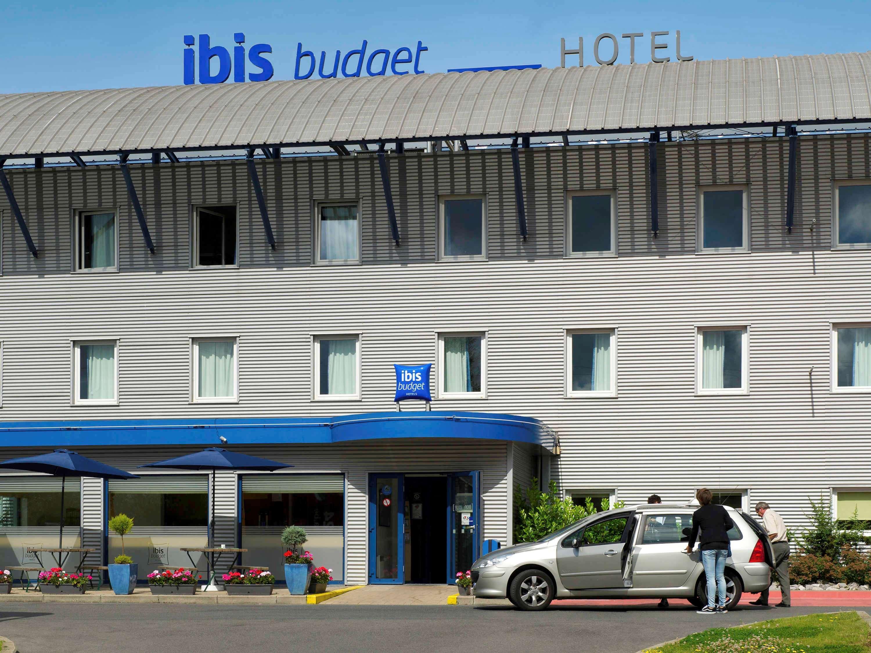 ibis Budget Charleroi Airport Hotel Buitenkant foto