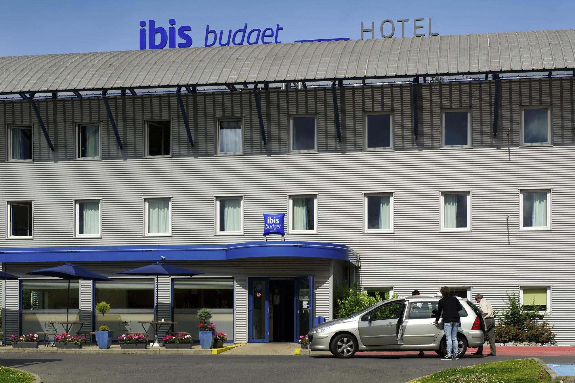 ibis Budget Charleroi Airport Hotel Buitenkant foto